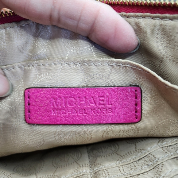 Michael Kors Wristlet - Picture 6 of 6